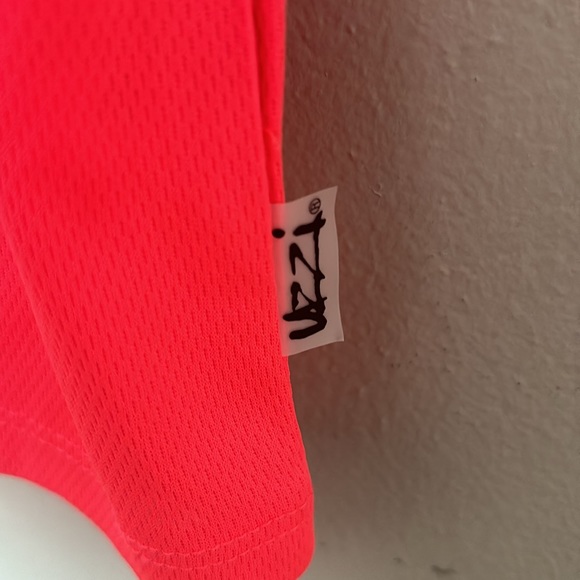 Uzzi Active UPF 50 Bright Coral Active Wear Shirt Short Size Small Boy/Girl - Picture 6 of 8